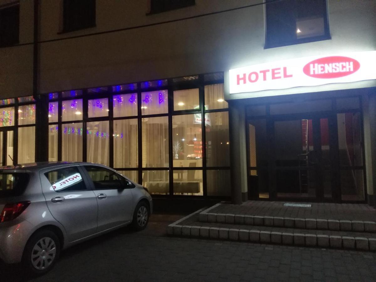 לודז' Hotel Hensch מראה חיצוני תמונה